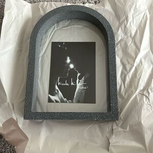 New Nicole Miller Home 5X7 Arched Frame